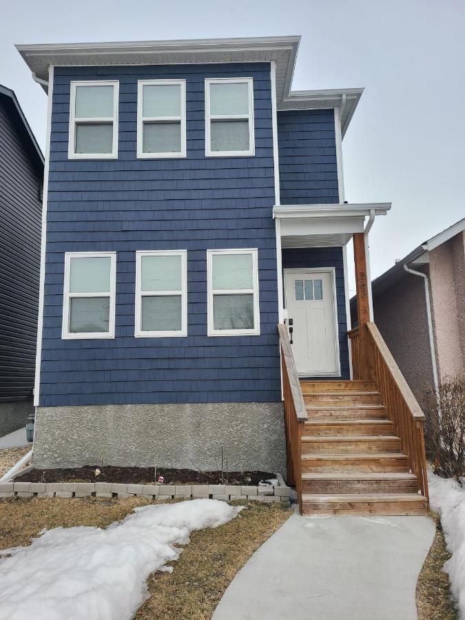 Winnipeg Peace Home Buitenkant foto